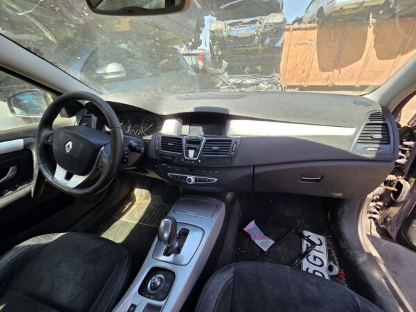 RENAULT LAGUNA III 2.0 DCI (H9R-J8) - imagine 4