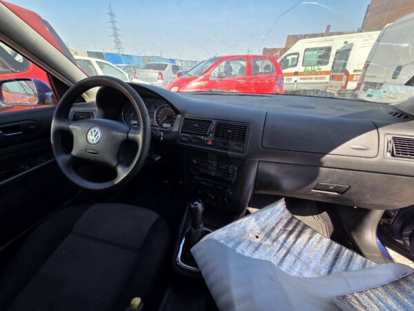 VOLKSWAGEN GOLF 4 1.4 16V 3 BUC (AXP)/ 1 BUC (AKQ) - imagine 20