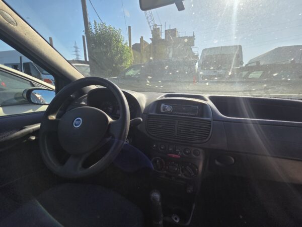 FIAT PUNTO II 1.3 MULTIJET (188 A9.000) - imagine 5