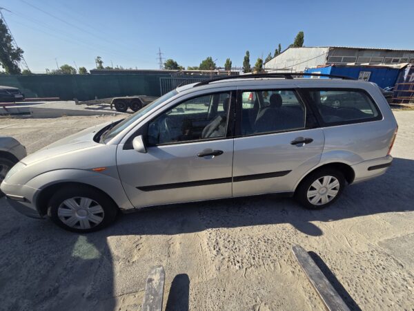 FORD FOCUS MK1 BREAK 1.6 16V 5 BUC (FYDD)/ 1.8 TTDI 3 BUC (BHDA) - imagine 47