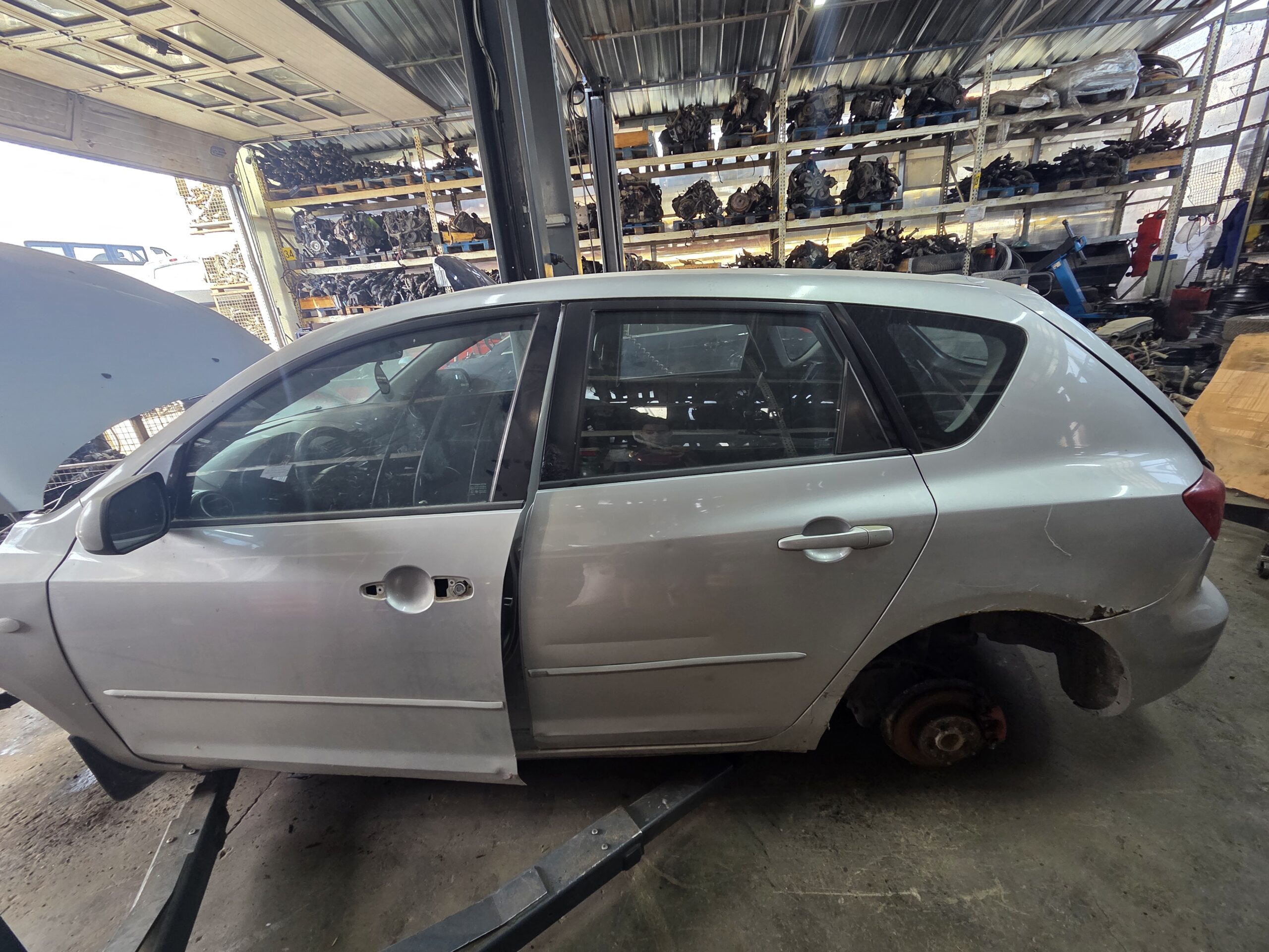 MAZDA 3 1.6 BENZINA (Y6) - imagine 4