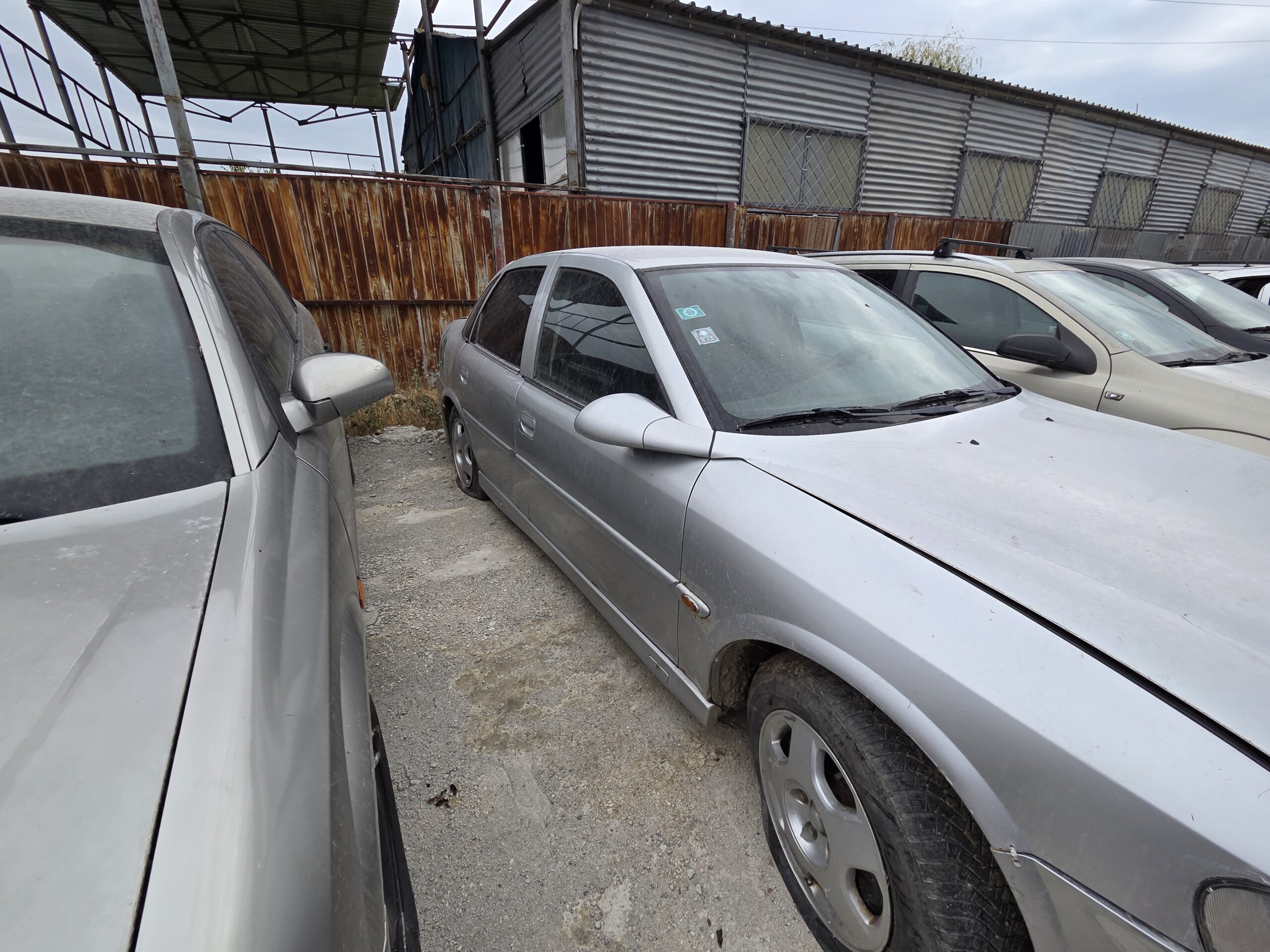 OPEL VECTRA-B 1.6 BENZINA (Z16XE) - imagine 2