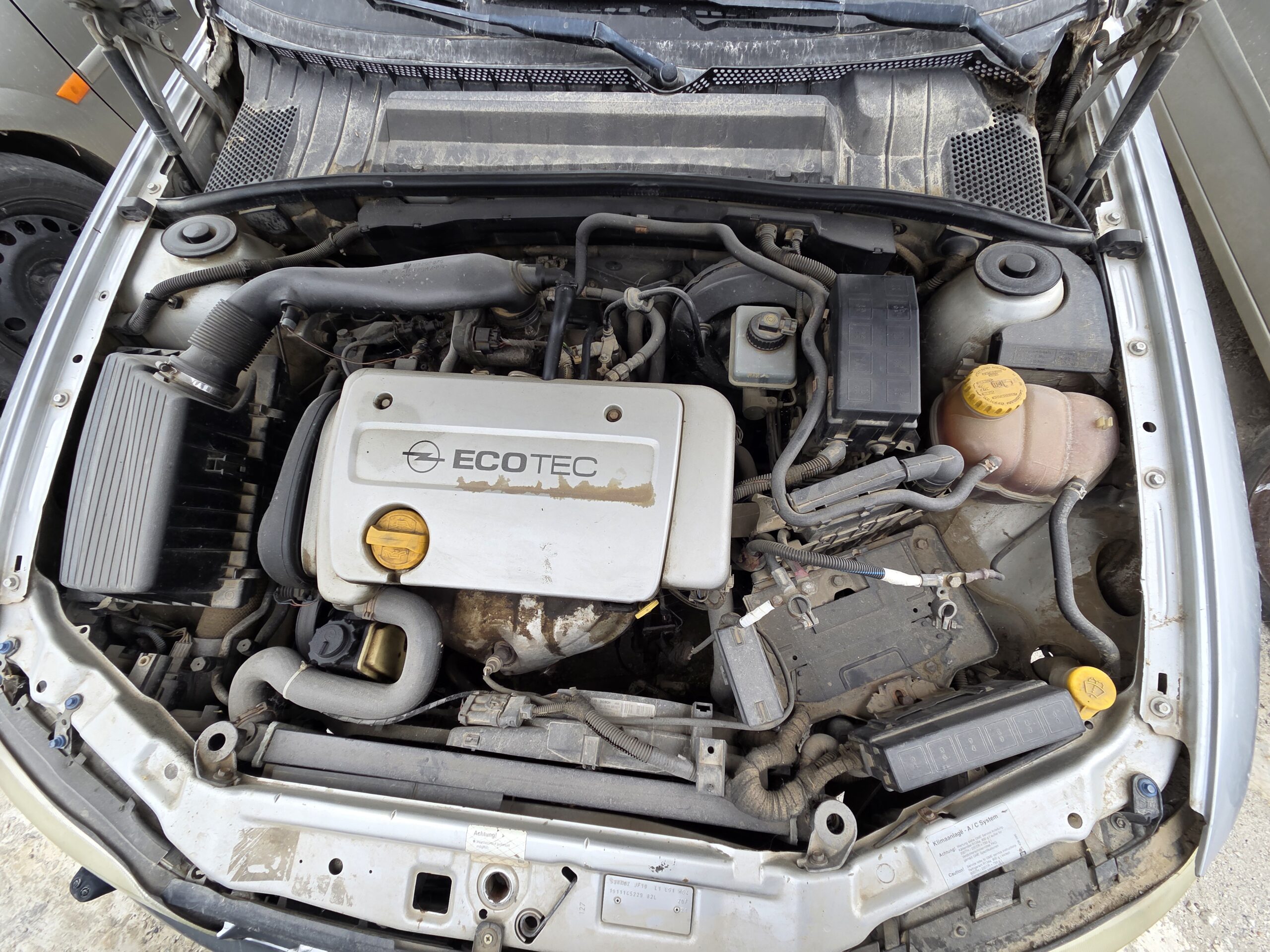 OPEL VECTRA-B 1.6 BENZINA (Z16XE) - imagine 6