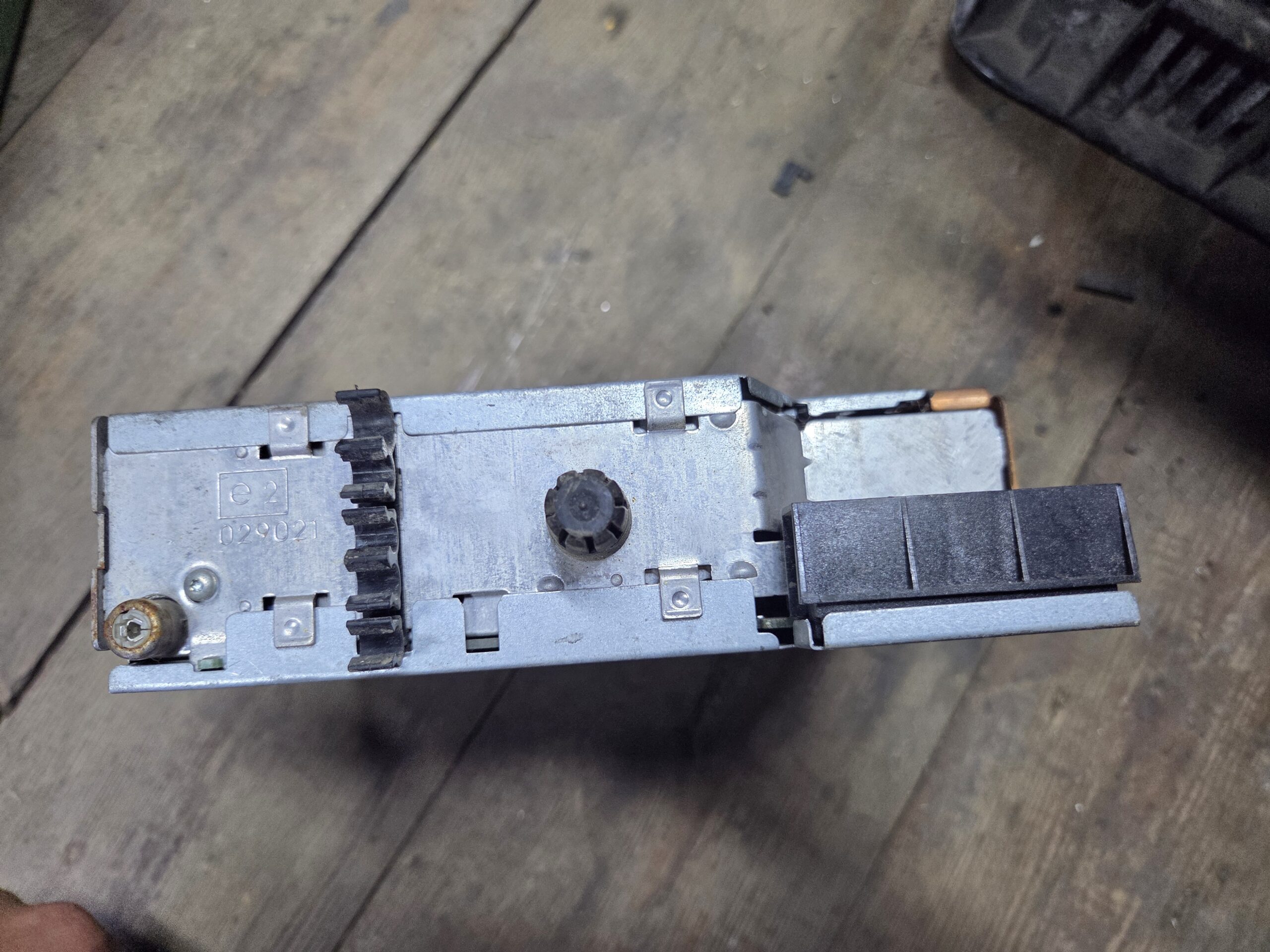 UNITATE MULTIMEDIA RENAULT 22DC279/62Z - imagine 3