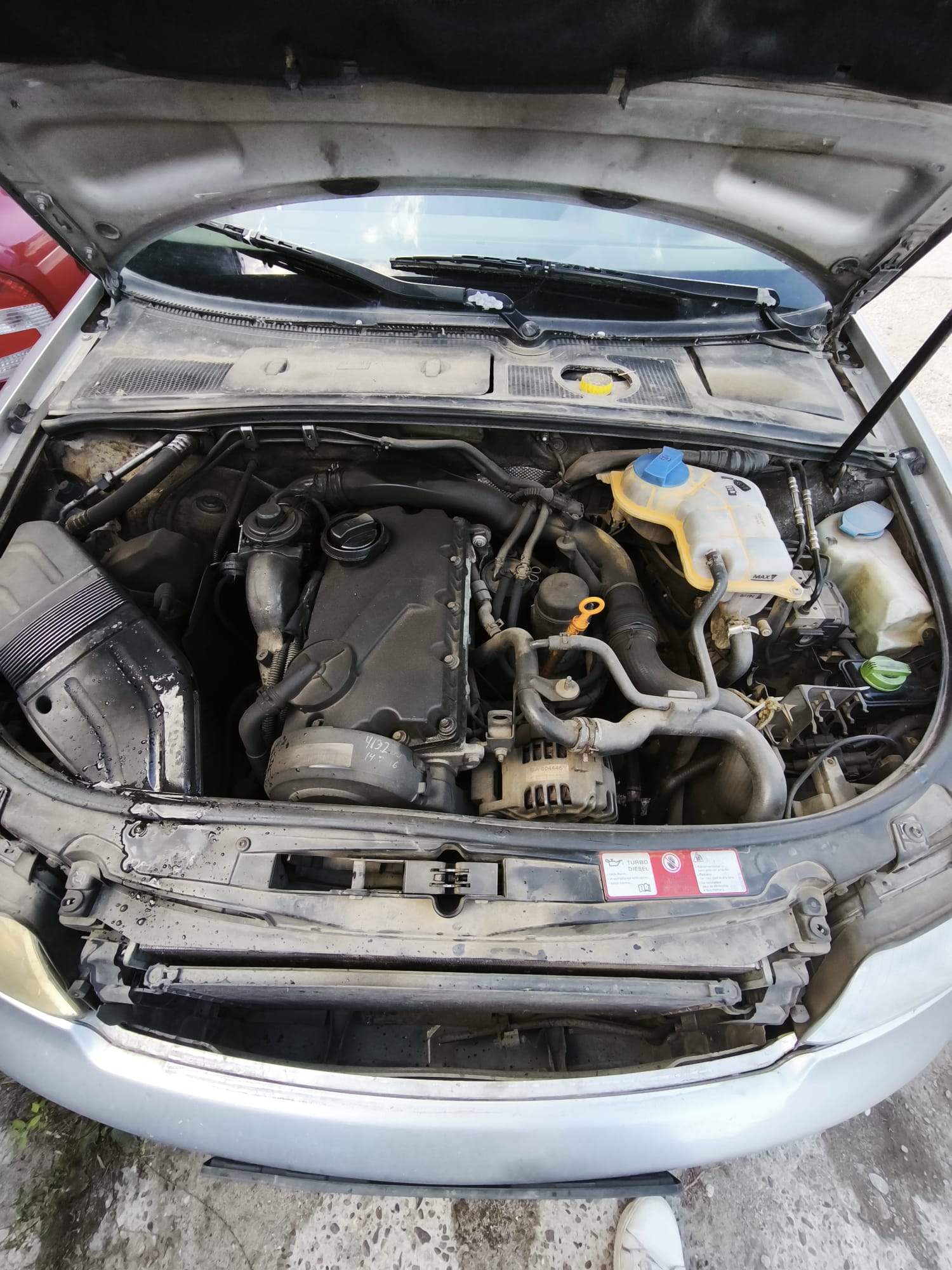 AUDI A4 B6 1.9 DIESEL(AWX) - imagine 3