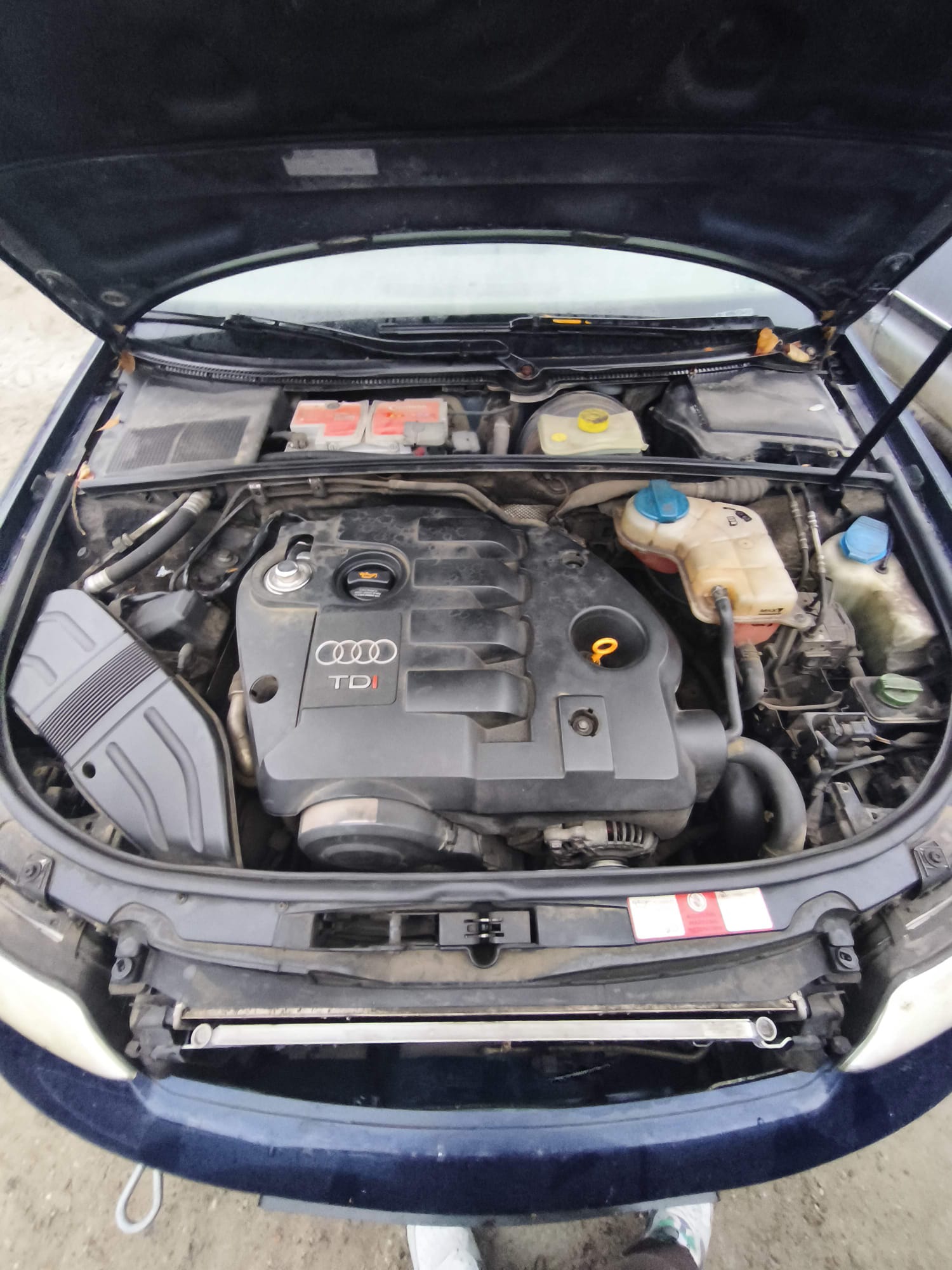 AUDI A4 B6 1.9 DIESEL(AVF) - imagine 3
