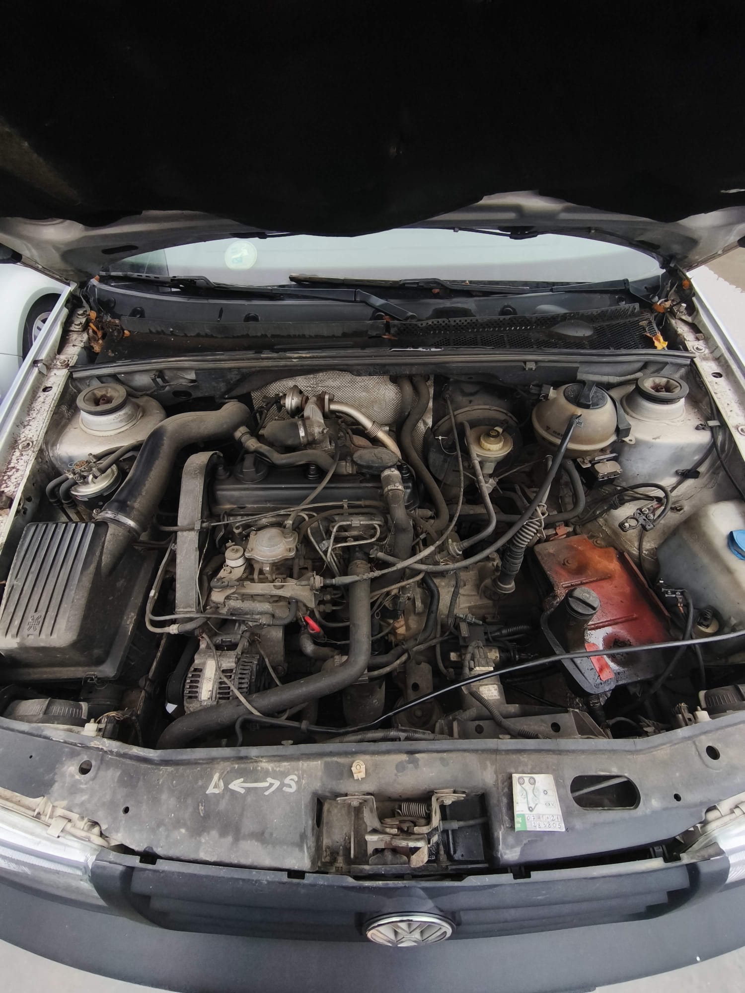 VOLKSWAGEN VENTO 1.9 DIESEL(AAZ) - imagine 5